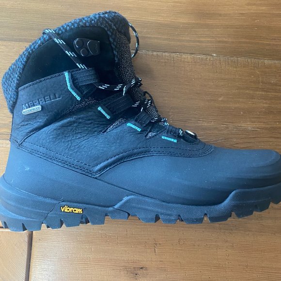 NWT Merrell Size  8 Winter Boots - Picture 1 of 8